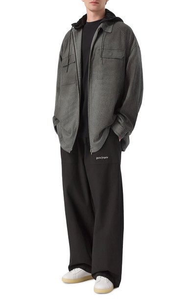 Хлопковая футболка PALM ANGELS черного цвета по цене 33950 руб., арт. PAMAA005JR003, фото 2 Хлопковая футболка PALM ANGELS, арт. PAMAA005JR003, фото 2