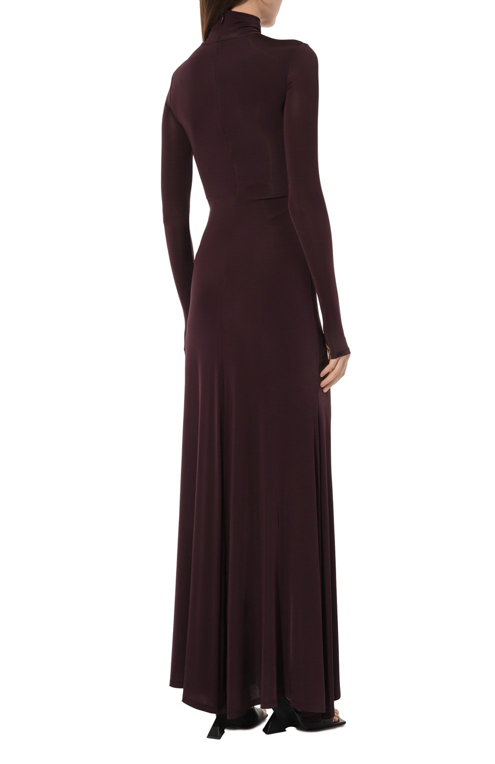 Платье из вискозы VERSACE JEANS COUTURE фиолетового цвета по цене 47100 руб., арт. 77HA0902/J0007, фото 4 Платье из вискозы VERSACE JEANS COUTURE, арт. 77HA0902/J0007, фото 4