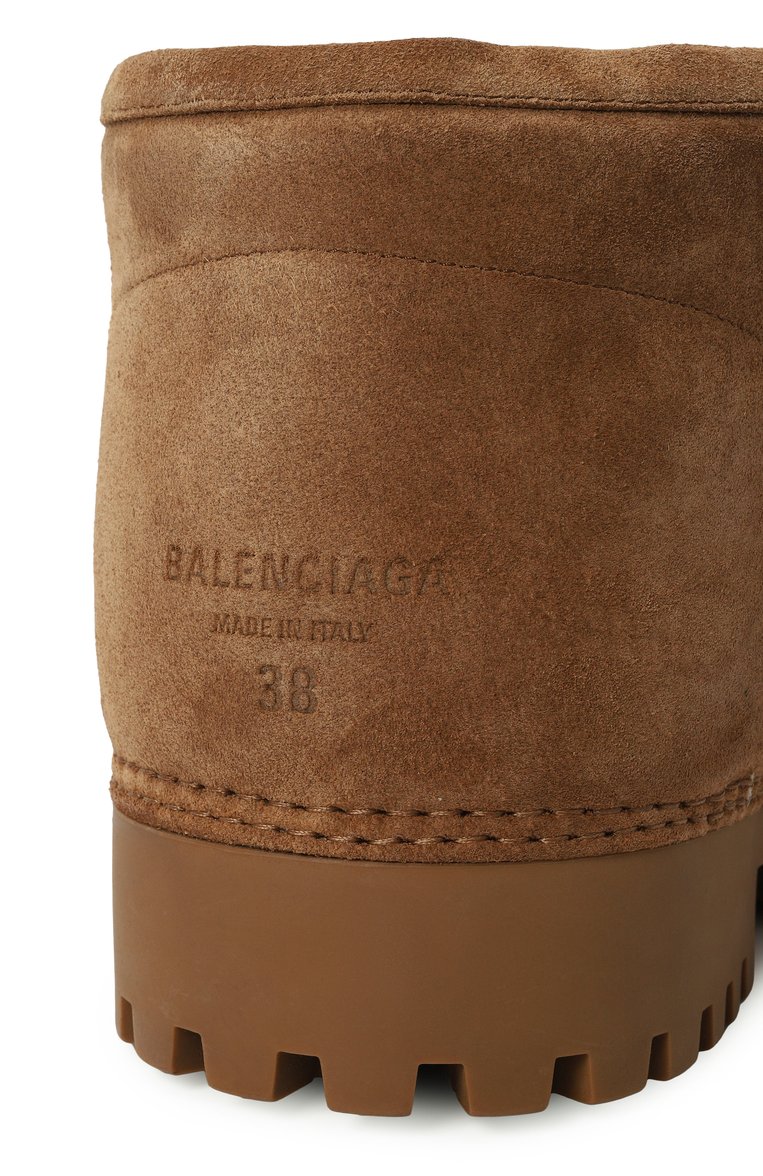 Женские замшевые полусапоги alaska BALENCIAGA коричневого цвета, арт. 803771/WBFC1 | Фото 7 (Материал внешний: Натуральная кожа, Замша; Каблук высота: Низкий; Материал внутренний: Текстиль; Подошва: Платформа; Материал утеплителя: Натуральный мех; Высота голенища: Низкие)