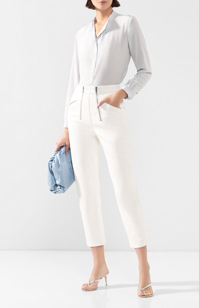 Шелковая блузка STELLA MCCARTNEY голубого цвета по цене 58600 руб., арт. 531885/SY206, фото 2 Шелковая блузка STELLA MCCARTNEY, арт. 531885/SY206, фото 2