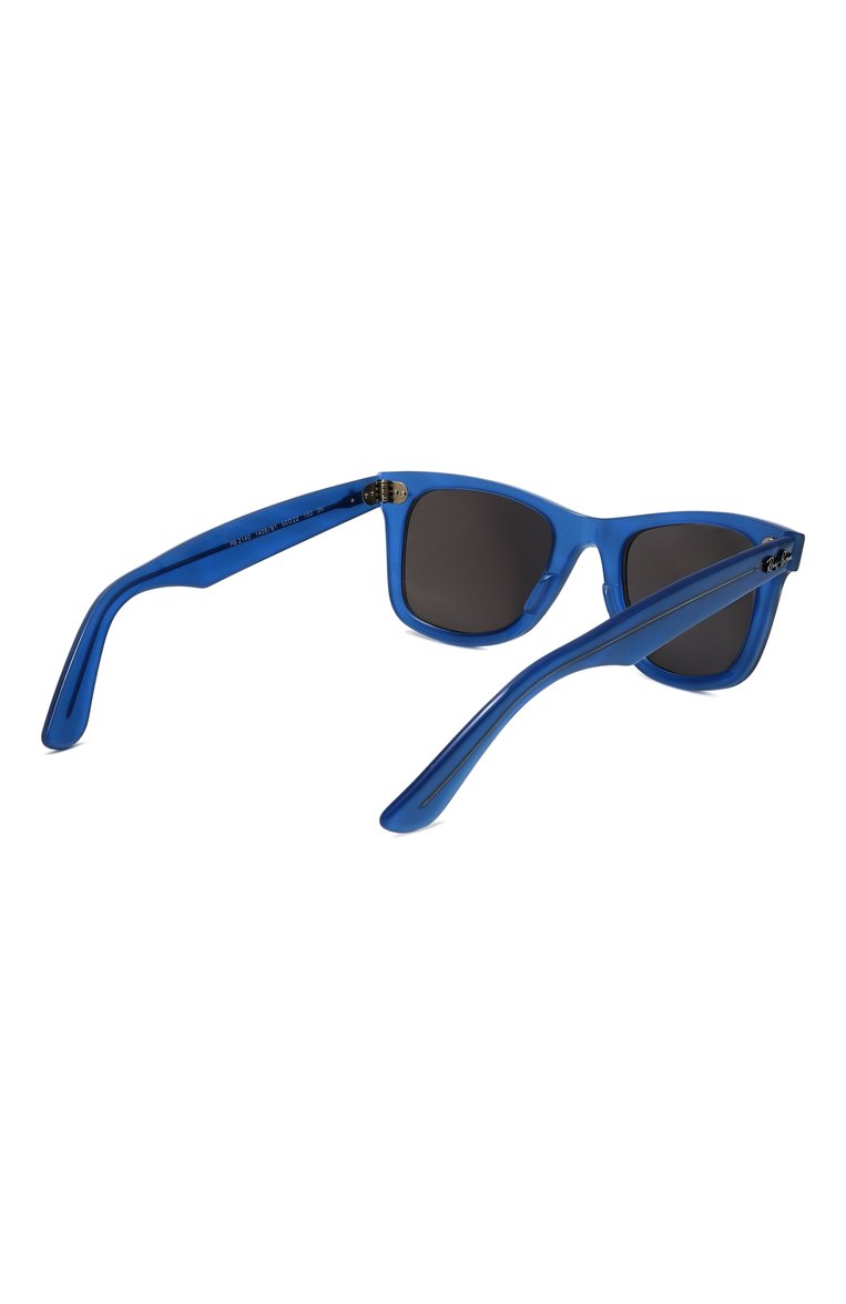 Женские солнцезащитные очки RAY-BAN синего цвета, арт. 2140-1409B1 | Фото 4 (Региональные ограничения белый список (Axapta Mercury): Не проставлено; Нос: Не проставлено; Материал: Пластик; Тип очков: С/з; Очки форма: Квадратные; Оптика Ген�дер: оптика-женское)