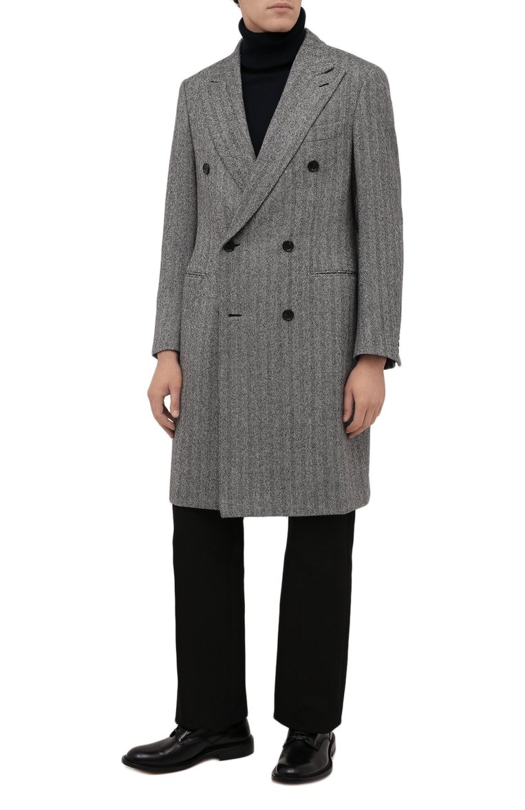 Мужской шерстяное пальто BRIONI серого цвета, арт. R0QY0L/01A2H | Фото 2 (Рукава: Длинные; Материал внешний: Шерсть; Материал подклада: Купро; Длина (верхняя одежда): До колена; Мужское Кросс-КТ: пальто-верхняя одежда; Стили: Классический; 1-2-бортные: Двубортные; Автоматизация состава: Проставлено; Автоматизация ТО: Проставлено)