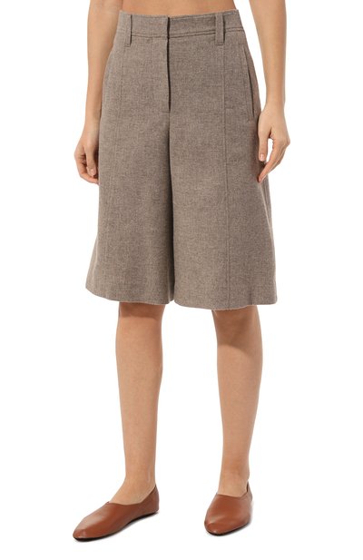 Шерстяные шорты BRUNELLO CUCINELLI светло-бежевого цвета по цене 169500 руб., арт. MD966B1268, фото 3 Шерстяные шорты BRUNELLO CUCINELLI, арт. MD966B1268, фото 3