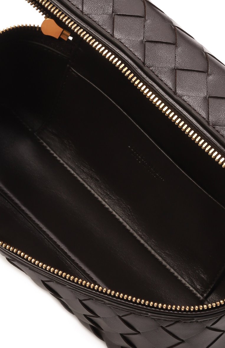 Женская сумка bang bang BOTTEGA VENETA темно-коричневого цвета, арт. 789109/V3IV1 | Фото 5 (Размер: small; Материал: Натуральная кожа; Автоматизация ТО: Проставлено; Ремень/цепочка: На ремешке; Автоматизация состава: Проставлено)