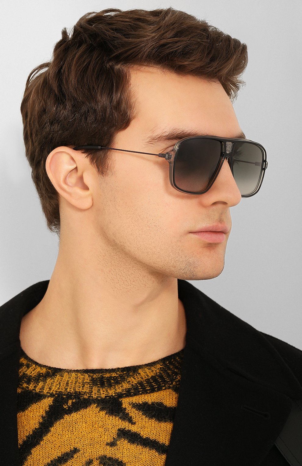 Солнцезащитные очки GIVENCHY черного цвета по цене 21200 руб., арт. 7138 06W, фото 3 Солнцезащитные очки GIVENCHY, арт. 7138 06W, фото 3