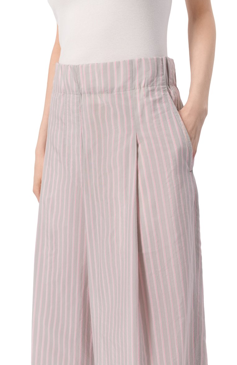 Женские брюки DRIES VAN NOTEN серого цвета, арт. 251-010909-1524 | Фото 5 (Материал внешний: Хлопок, Вискоза; Автоматизация состава: Проставлено; Длина (брюки, джинсы): Стандартные; Автоматизация ТО: Проставлено; Ж�енское Кросс-КТ: Брюки-одежда; Кросс-КТ: костюм; Силуэт Ж (брюки и джинсы): Широкие; Стили: Классический)