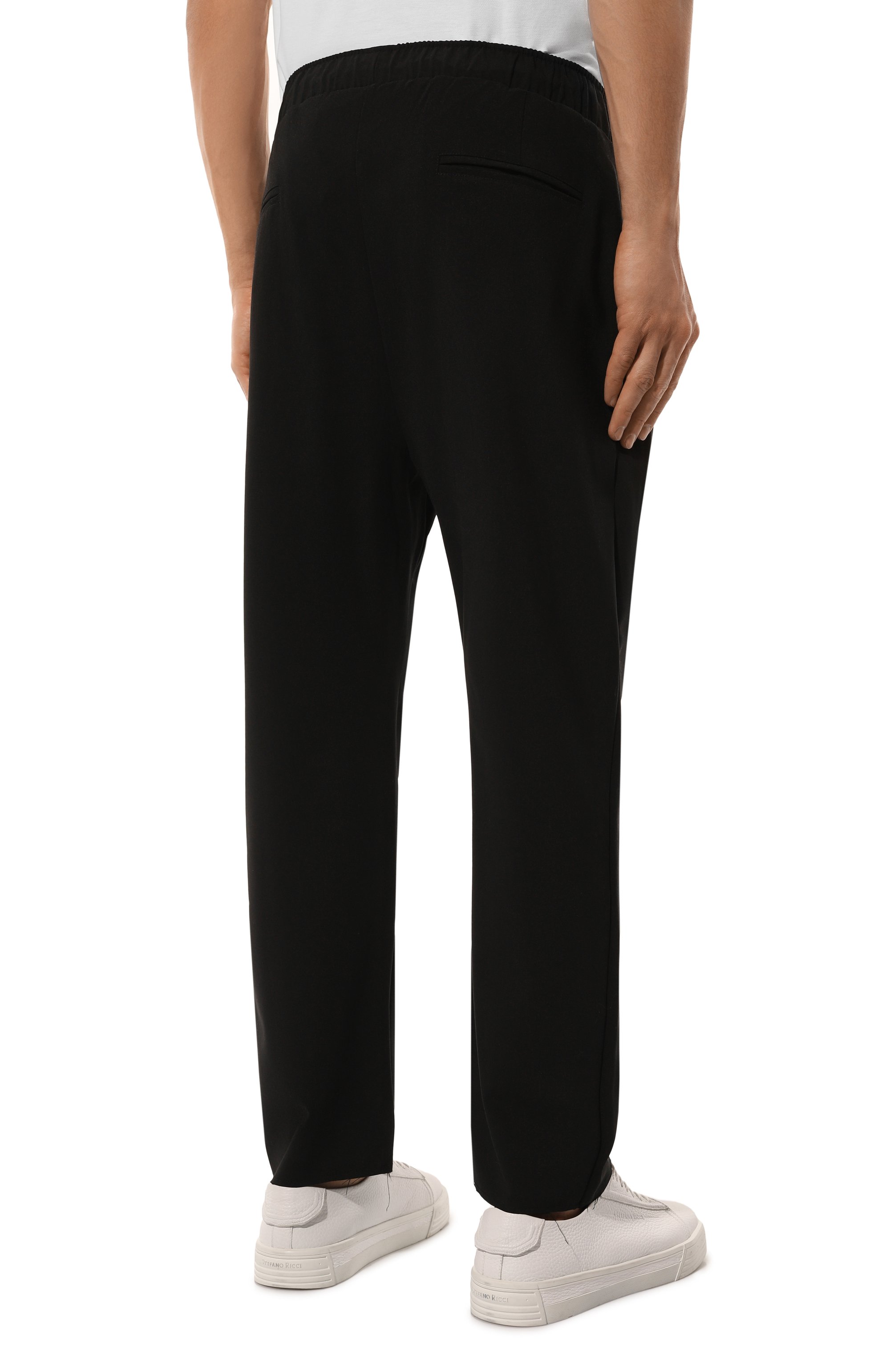 Шерстяные брюки WHO_AM черного цвета по цене 29500 руб., арт. MP1-SVO249-BLK, фото 4 Шерстяные брюки WHO_AM, арт. MP1-SVO249-BLK, фото 4