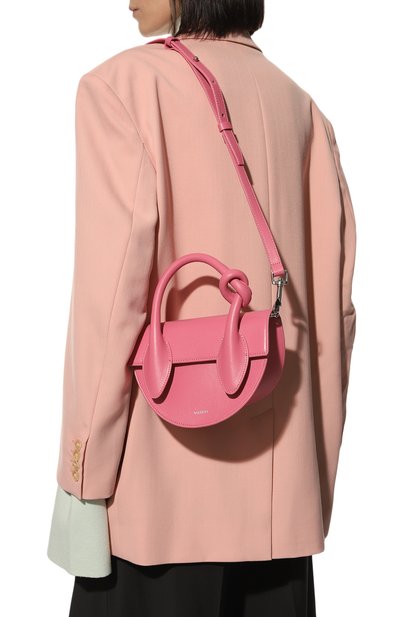 Сумка pretzel YUZEFI розового цвета по цене 57000 руб., арт. YUZAW22-HB-PRZ-27, фото 2 Сумка pretzel YUZEFI, арт. YUZAW22-HB-PRZ-27, фото 2