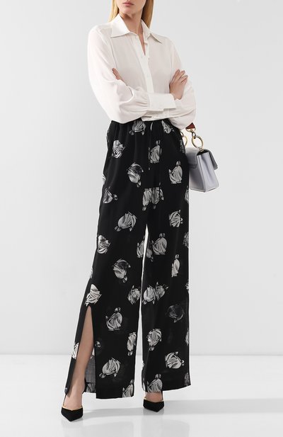 Шерстяные брюки LANVIN черно-белого цвета по цене 77450 руб., арт. RW-TR505I-4172-H19, фото 2 Шерстяные брюки LANVIN, арт. RW-TR505I-4172-H19, фото 2