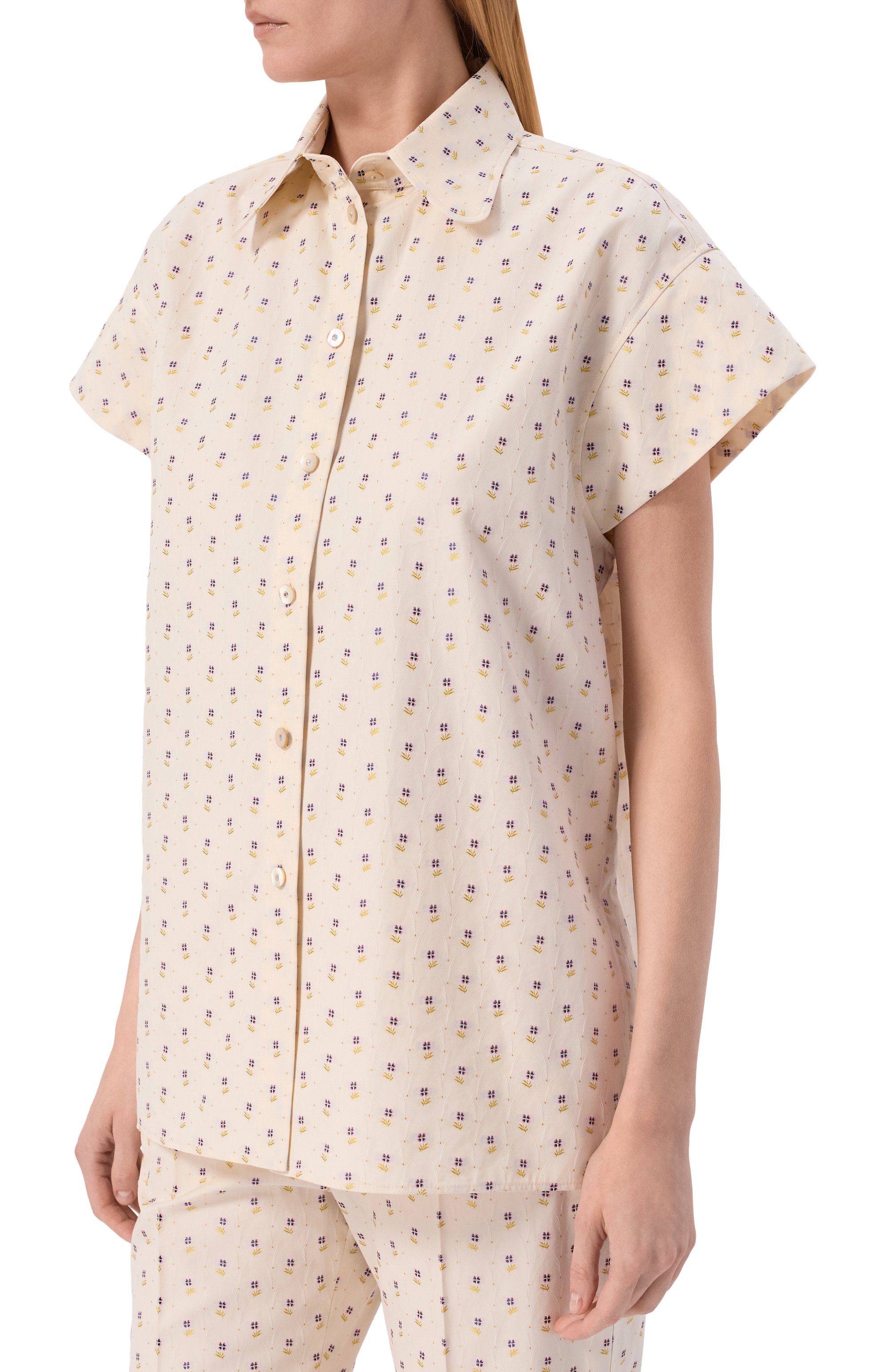 Рубашка из хлопка и вискозы VALENTINO кремового цвета по цене 271500 руб., арт. 8B3AA0F0/A4K, фото 3 Рубашка из хлопка и вискозы VALENTINO, арт. 8B3AA0F0/A4K, фото 3