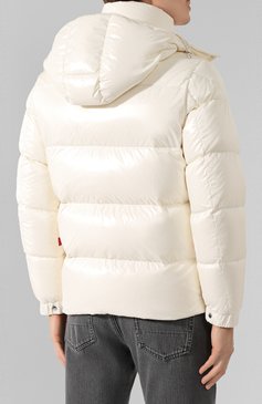 Мужская пуховик valentino x moncler vlogo VALENTINO белого цвета, арт. SV3CN00A5AG | Фото 4 (Мужское Кросс-КТ: Пуховик-верхняя одежда, Верхняя одежда, пуховик-короткий; Длина (верхняя одежда): Короткие; Материал внешний: Синтетический материал; Материал подклада: Синтетический материал; Рукава: Длинные; Кросс-КТ: Пуховик, Куртка; Материал утеплителя: Пух и перо; Статус проверки: Проверена категория; Драгоценные камни: Проставлено; Материал сплава: Проставлено; Стили: Кэжуэл)