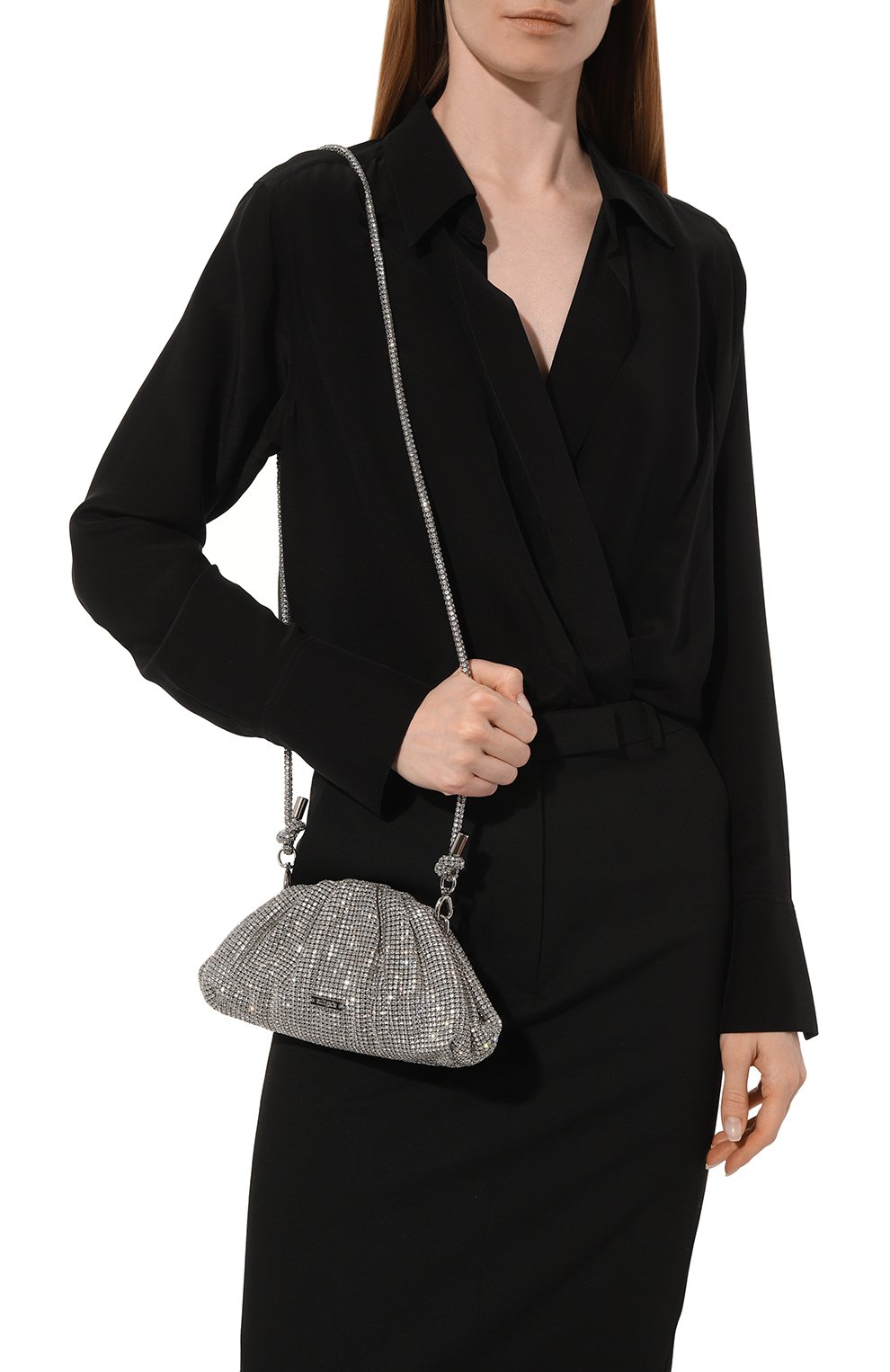 Клатч jaala CULT GAIA серебряного цвета по цене 52750 руб., арт. CB2977, фото 2 Клатч jaala CULT GAIA, арт. CB2977, фото 2