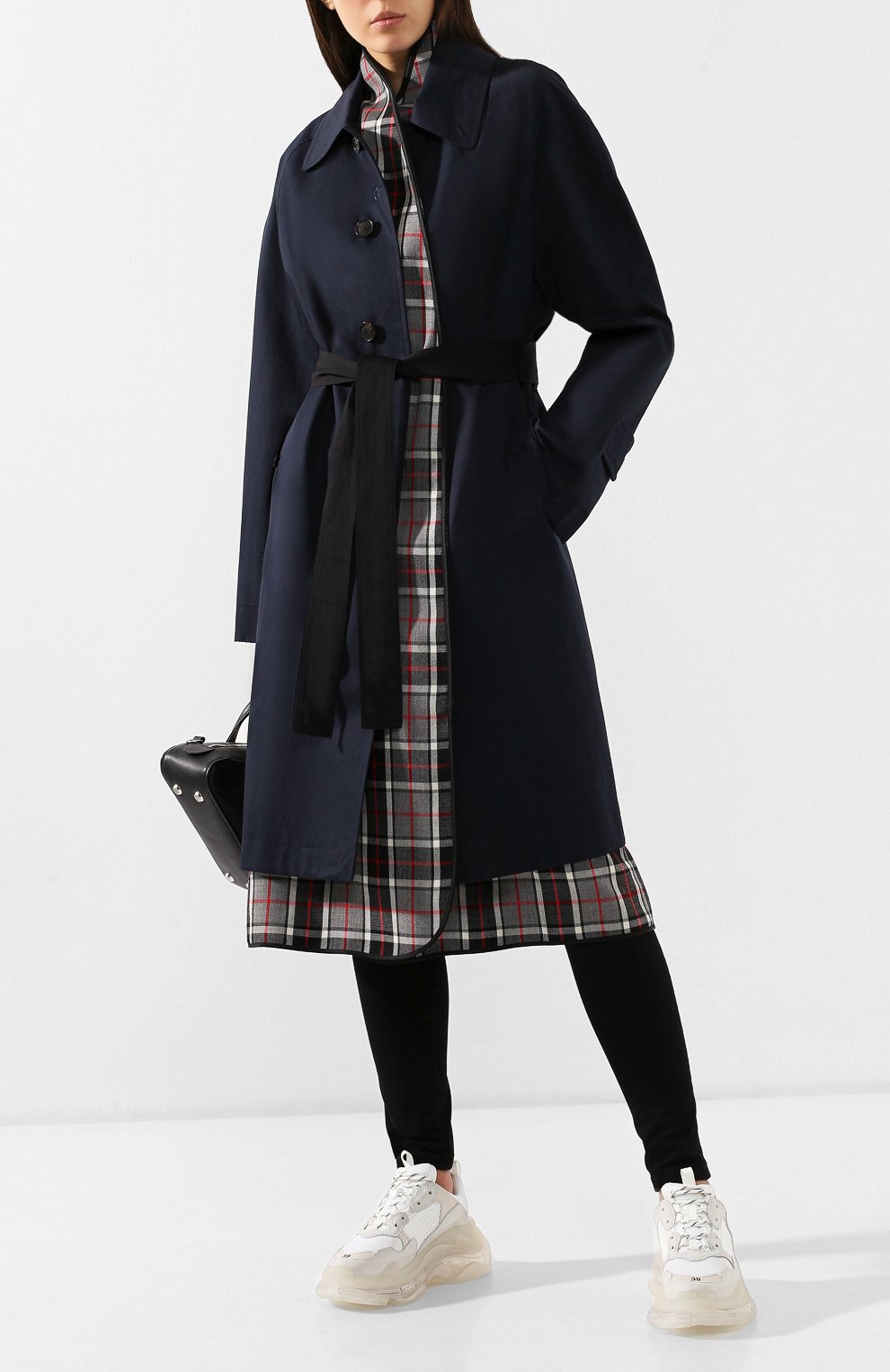 Хлопковое пальто BALENCIAGA темно-синего цвета по цене 299500 руб., арт. 557403/TDP06, фото 2 Хлопковое пальто BALENCIAGA, арт. 557403/TDP06, фото 2