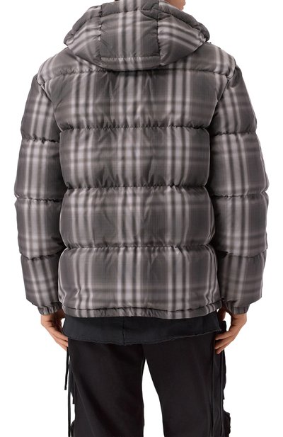 Пуховик BURBERRY серого цвета по цене 238500 руб., арт. 8110226, фото 4 Пуховик BURBERRY, арт. 8110226, фото 4