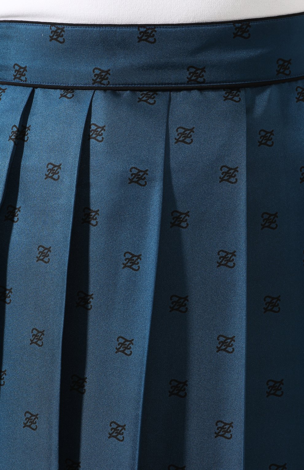 Шелковая юбка FENDI синего цвета по цене 185500 руб., арт. FQ7132 A9DQ, фото 5 Шелковая юбка FENDI, арт. FQ7132 A9DQ, фото 5