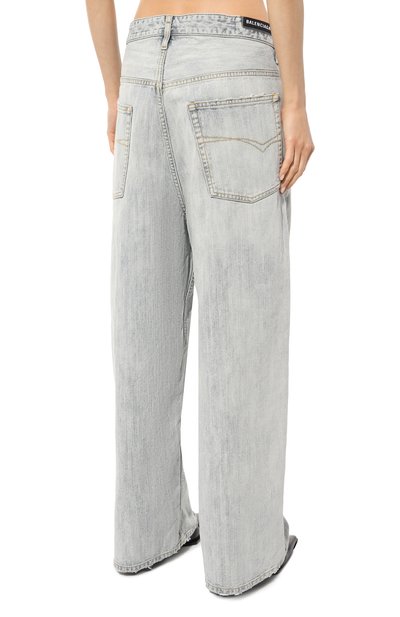 Джинсы BALENCIAGA голубого цвета по цене 183500 руб., арт. 786643/TNW65, фото 4 Джинсы BALENCIAGA, арт. 786643/TNW65, фото 4