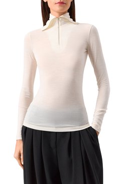 Женская водолазка JIL SANDER кремового цвета, арт. J40GC0021-J70021 | Фото 3 (Материал внешний: Шерсть, Синтетический материал; Рукава: Длинные; Длина (для топов): Стандартные; Стили: Минимализм; Женское Кросс-КТ: Водолазка-одежда)