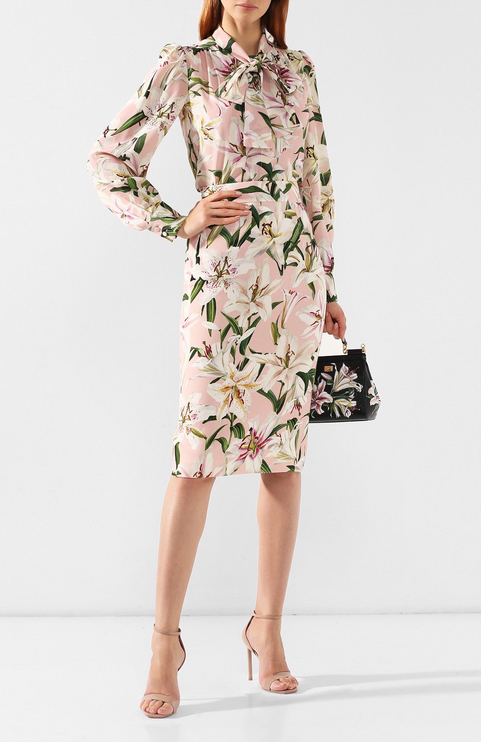 Шелковая блузка DOLCE & GABBANA светло-розового цвета по цене 99500 руб., арт. F5J57T/HS15F, фото 2 Шелковая блузка DOLCE & GABBANA, арт. F5J57T/HS15F, фото 2