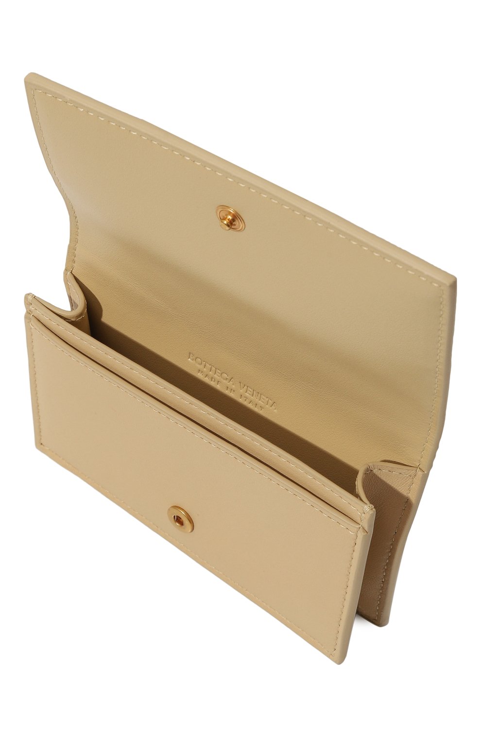 Кожаный футляр для кредитных карт BOTTEGA VENETA бежевого цвета по цене 49050 руб., арт. 651396/VCQC4, фото 3 Кожаный футляр для кредитных карт BOTTEGA VENETA, арт. 651396/VCQC4, фото 3