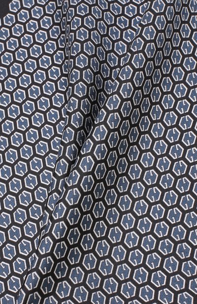Шелковый платок GUCCI черного цвета по цене 18720 руб., арт. 581793/4G001, фото 2 Шелковый платок GUCCI, арт. 581793/4G001, фото 2