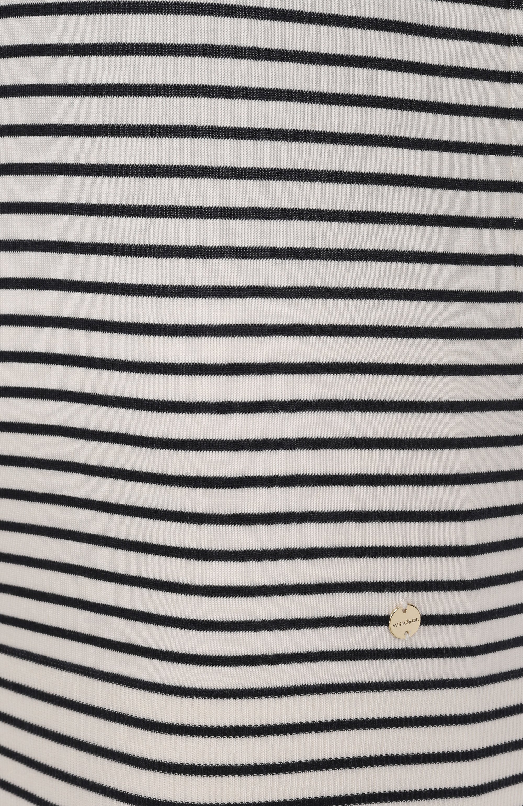 Лонгслив WINDSOR синего цвета по цене 19150 руб., арт. 52 DT106 10017405/30045346, фото 6 Лонгслив WINDSOR, арт. 52 DT106 10017405/30045346, фото 6