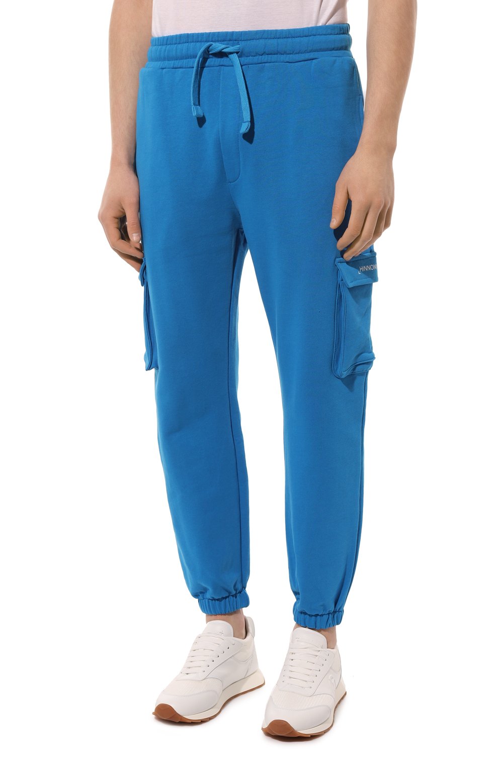 Хлопковые джоггеры HINNOMINATE синего цвета по цене 17500 руб., арт. HUS3/HNM188, фото 3 Хлопковые джоггеры HINNOMINATE, арт. HUS3/HNM188, фото 3