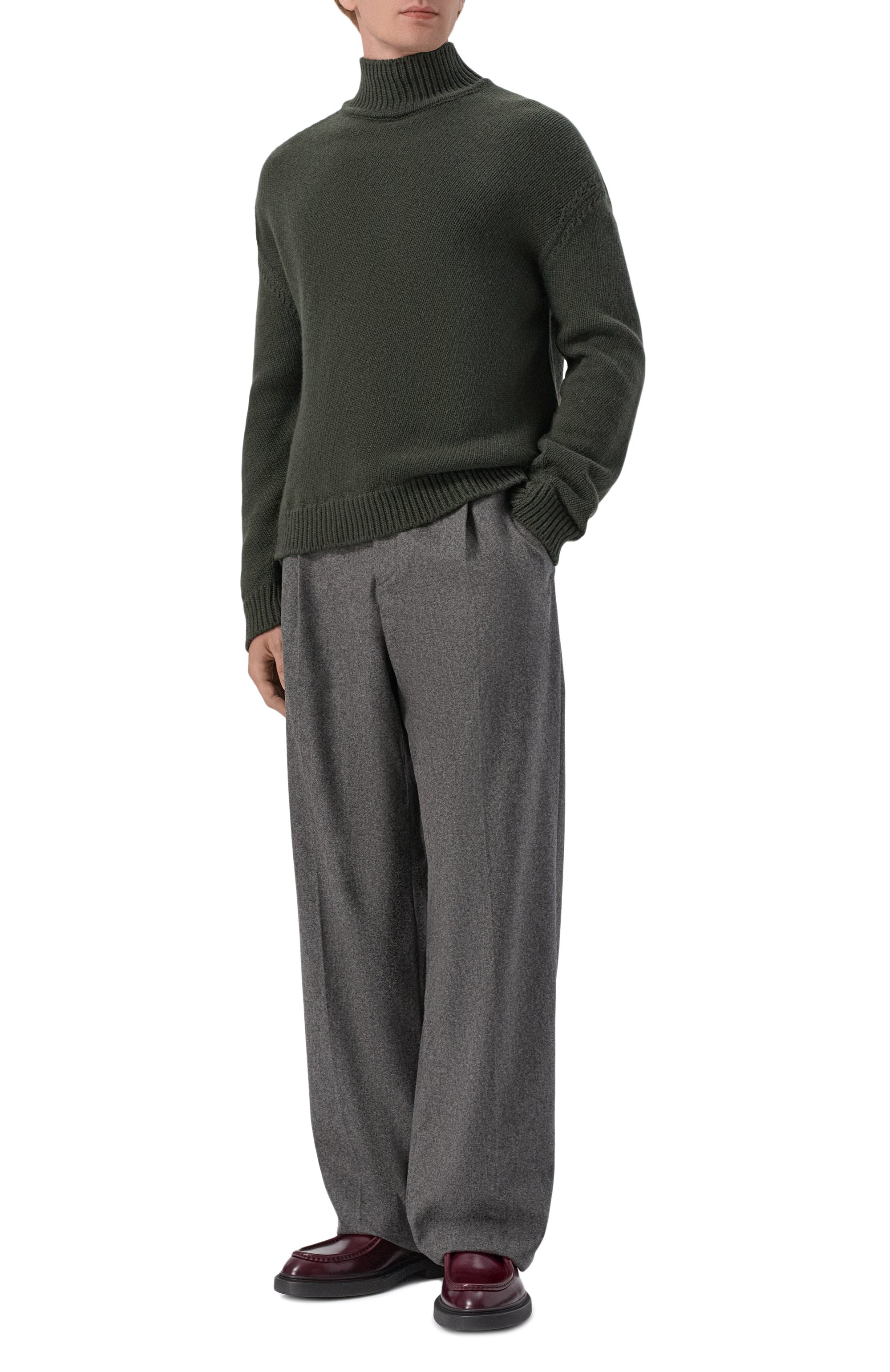 Свитер из шерсти и кашемира JIL SANDER хаки цвета по цене 169500 руб., арт. J22GP0313/J14860, фото 2 Свитер из шерсти и кашемира JIL SANDER, арт. J22GP0313/J14860, фото 2