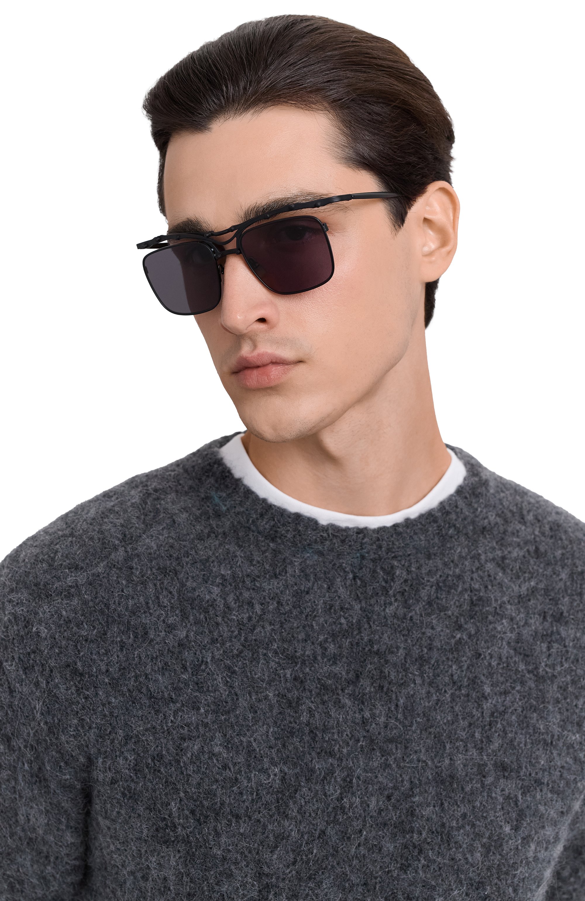 Солнцезащитные очки INNERRAUM черного цвета по цене 77200 руб., арт. 0J8 BM GREY, фото 2 Солнцезащитные очки INNERRAUM, арт. 0J8 BM GREY, фото 2