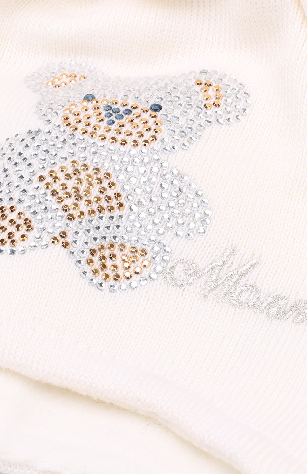 Вязаная шапка со стразами и меховым помпоном MONNALISA белого цвета по цене 8430 руб., арт. 390005AH, фото 3 Вязаная шапка со стразами и меховым помпоном MONNALISA, арт. 390005AH, фото 3