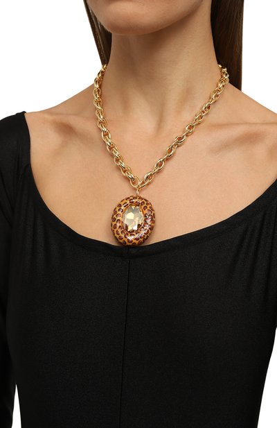 Кулон на цепочке LILI ARCHIVE леопардового цвета по цене 49500 руб., арт. PMLEOLUX1, фото 2 Кулон на цепочке LILI ARCHIVE, арт. PMLEOLUX1, фото 2