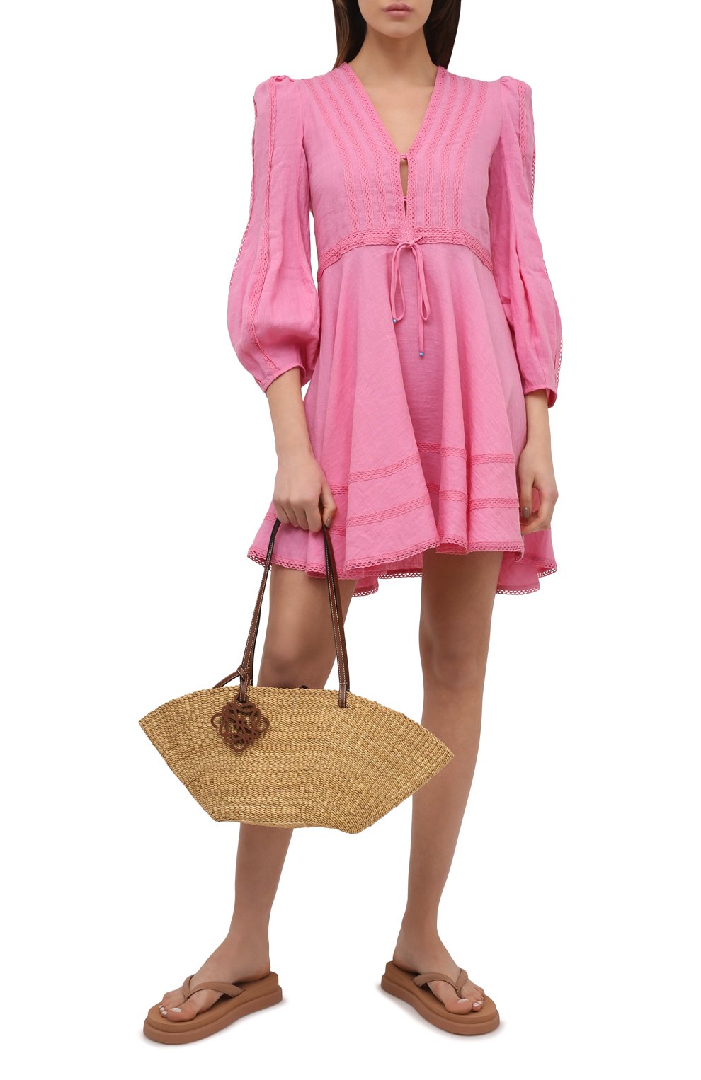 Льняное платье A MERE CO розового цвета по цене 53050 руб., арт. AMC-RSS22-001PP, фото 2 Льняное платье A MERE CO, арт. AMC-RSS22-001PP, фото 2