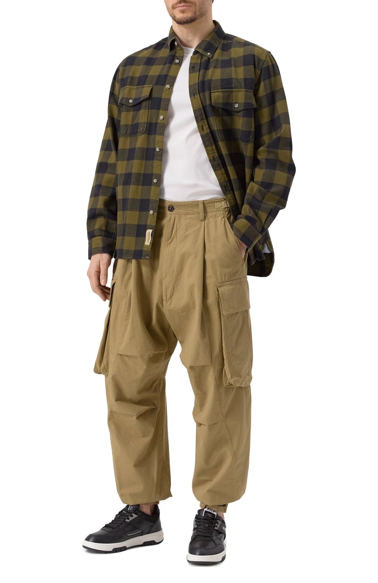 Мужские хлопковые брюки-карго DSQUARED2 бежевого цвета, арт. S79KA0082/D35224 | Фото 2 (Материал сплава: Проставлено; Длина (брюки, джинсы): Стандартные; Драгоценные камни: Проставлено; Случай: Повседневный; Силуэт М (брюки): Карго; Стили: Гранж; Материал внешний: Хлопок)