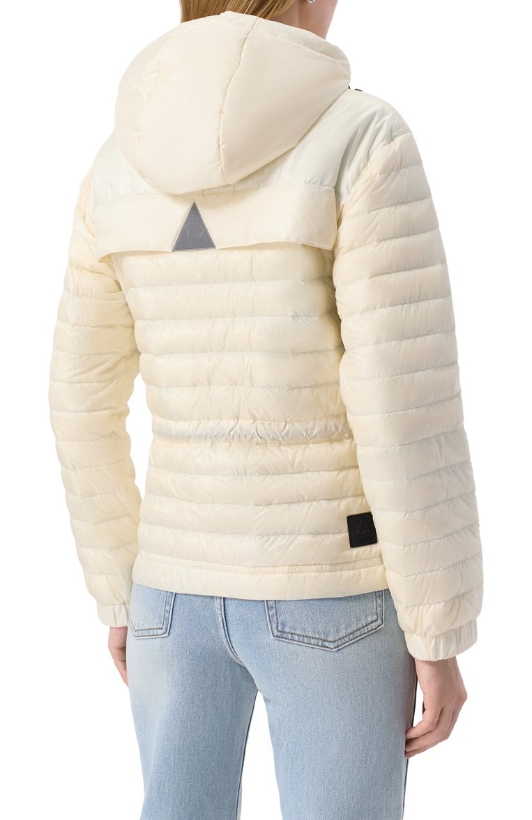 Женская пуховая куртка MONCLER GRENOBLE кремового цвета, арт. 1A000075/7595B | Фото 4 (Материал подклада: Синтетический материал; Материал внешний: Синтетический материал; Длина (верхняя одежда): Короткие; Рукава: Длинные; Стили: Спорт-шик; Кросс-КТ: Куртка, Утепленные; Автоматизация ТО: Проставлено; Автоматизация состава: Проставлено)