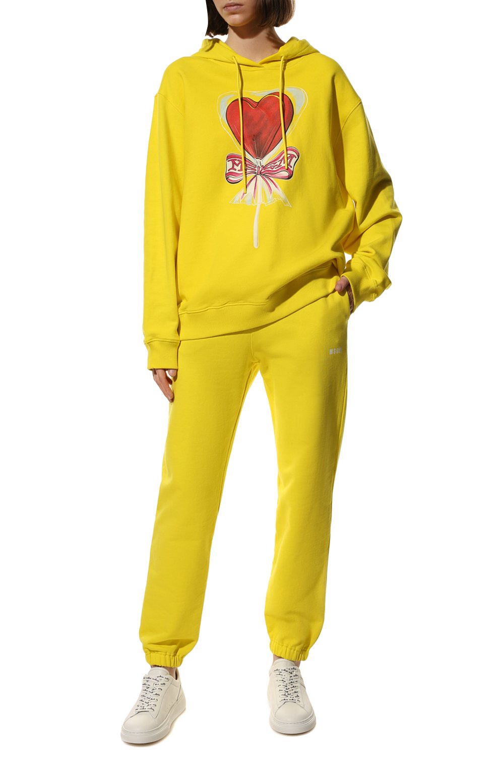 Хлопковые джоггеры MSGM желтого цвета по цене 24550 руб., арт. 3241MDP500 227299, фото 2 Хлопковые джоггеры MSGM, арт. 3241MDP500 227299, фото 2