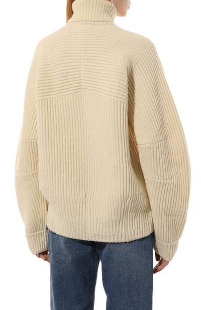 Шерстяной свитер MORDECAI светло-бежевого цвета по цене 79150 руб., арт. 24A96MDK08G, фото 4 Шерстяной свитер MORDECAI, арт. 24A96MDK08G, фото 4