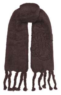 Коричневый