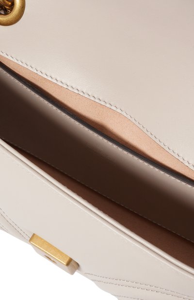 Сумка gg marmont small GUCCI светло-серого цвета по цене 399500 руб., арт. 446744/AABZC, фото 5 Сумка gg marmont small GUCCI, арт. 446744/AABZC, фото 5