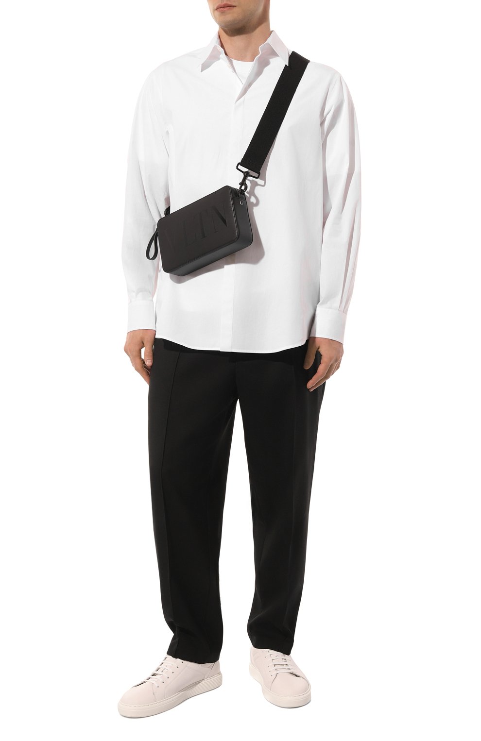 Кожаная сумка VALENTINO черного цвета по цене 119500 руб., арт. 3Y2B0704BHY, фото 7 Кожаная сумка VALENTINO, арт. 3Y2B0704BHY, фото 7