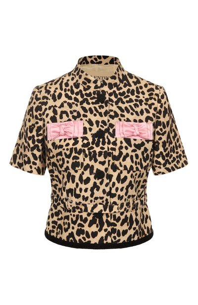 Жакеты и костюмы