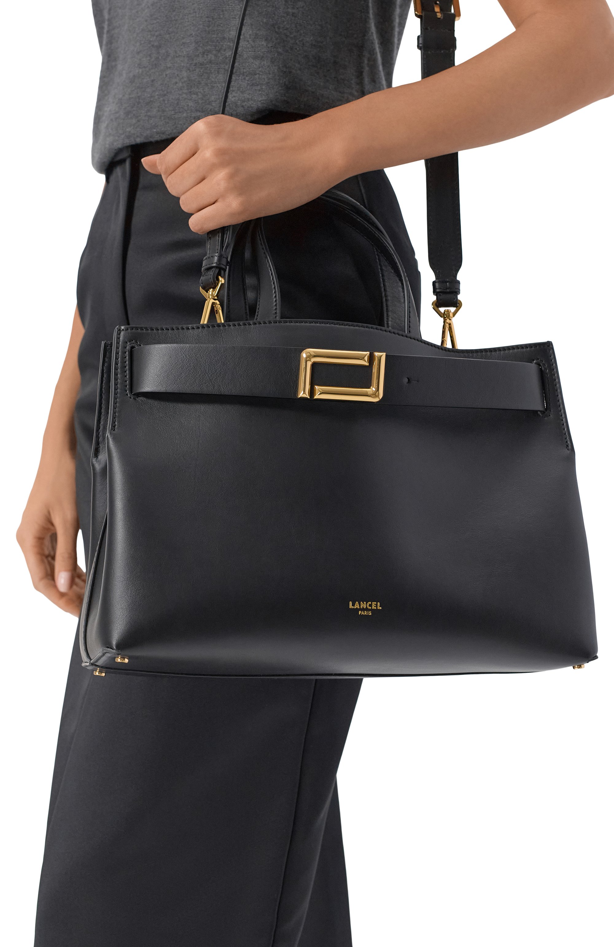 Сумка-тоут angele medium LANCEL черного цвета по цене 96800 руб., арт. A14017, фото 2 Сумка-тоут angele medium LANCEL, арт. A14017, фото 2