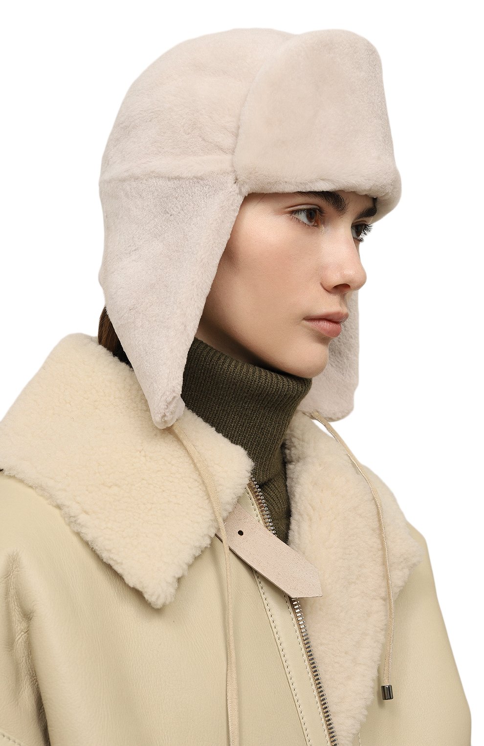 Меховая шапка-ушанка из норки VICTORIA KUSENKOVA бежевого цвета по цене 108240 руб., арт. 091210012093, фото 2 Меховая шапка-ушанка из норки VICTORIA KUSENKOVA, арт. 091210012093, фото 2