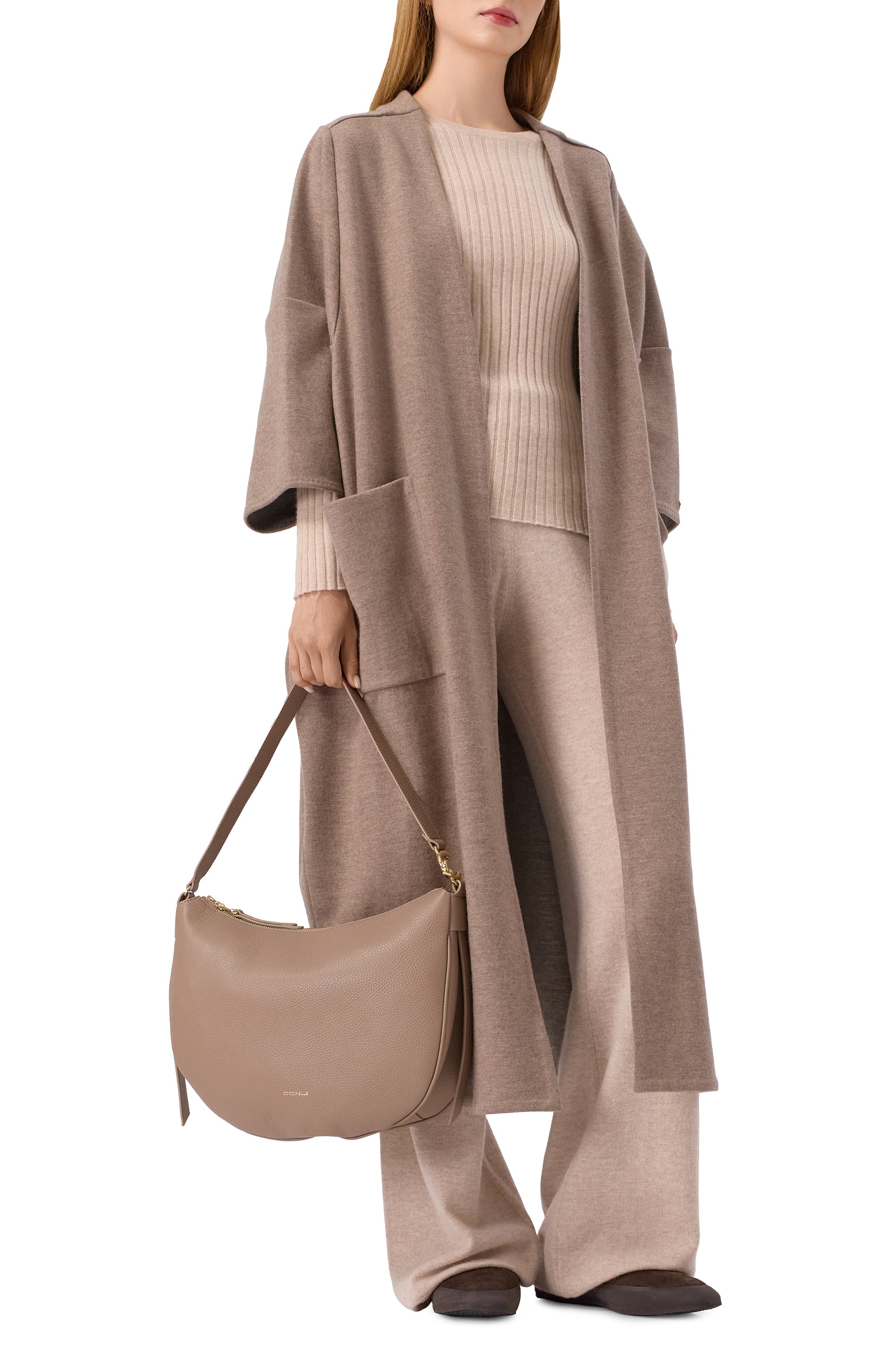 Сумка c-easy medium COCCINELLE темно-бежевого цвета по цене 44100 руб., арт. E1 SHA 13 02 01, фото 7 Сумка c-easy medium COCCINELLE, арт. E1 SHA 13 02 01, фото 7