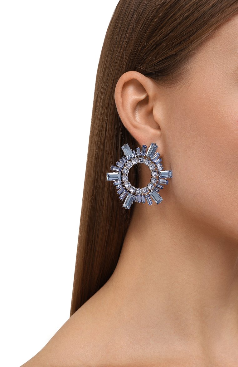 Женские серьги AMINA MUADDI голубого цвета, арт. MINI BEGUM EARRINGS | Фото 2 (Нос: Не проставлено; Региональные ограничения белый список (Axapta Mercury): Не проставлено; Материал: Металл)