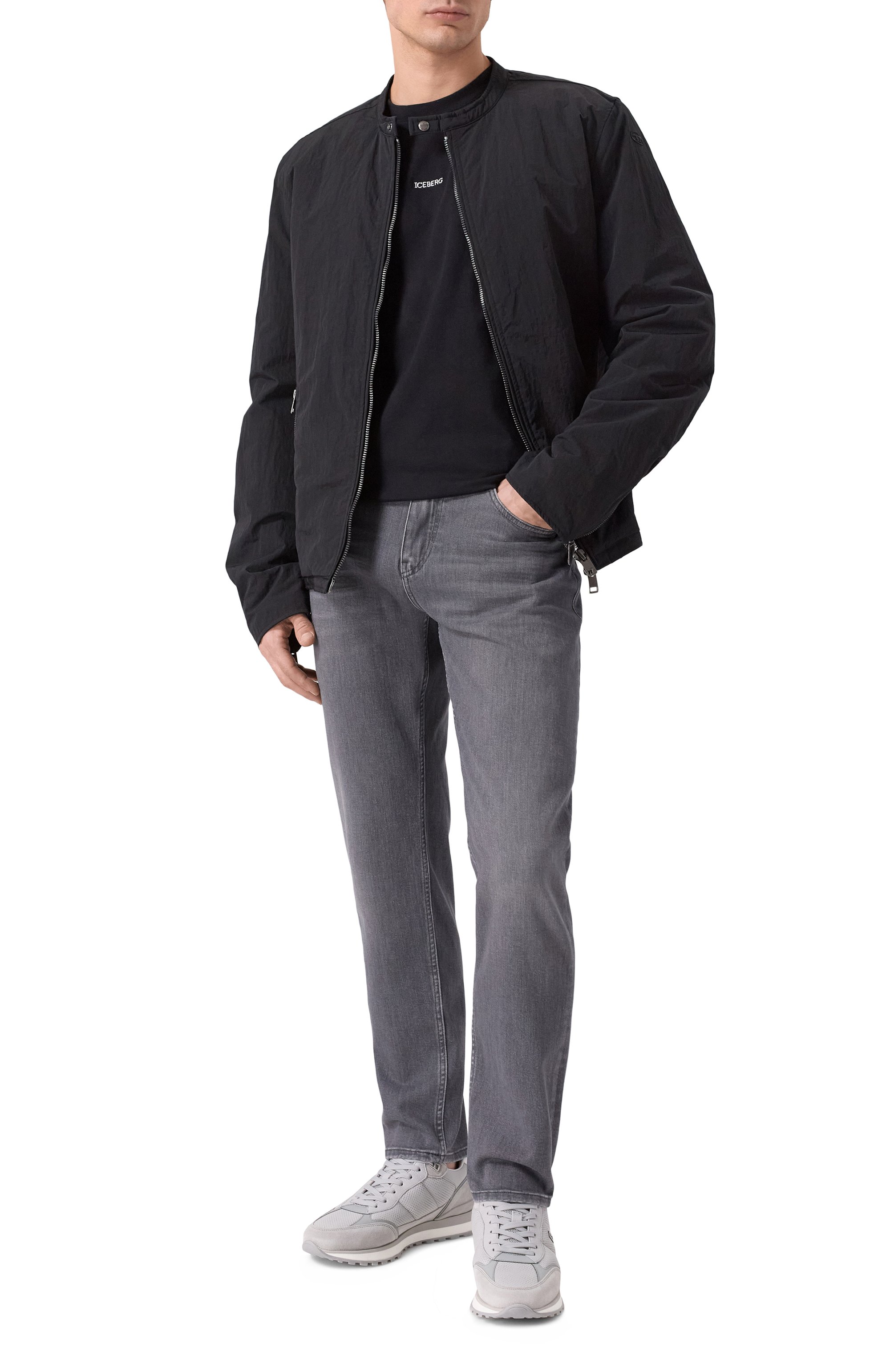 Хлопковая футболка ICEBERG черного цвета по цене 22850 руб., арт. F045/6325, фото 2 Хлопковая футболка ICEBERG, арт. F045/6325, фото 2