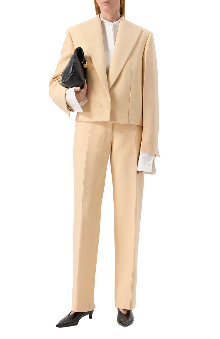 Женские шерстяные брюки JIL SANDER бежевого цвета, арт. J02KA0275-J40218 | Фото 2 (Длина (брюки, джинсы): Стандартные; Материал внешний: Шерсть; Стили: Кэжуэл; Кросс-КТ: костюм; Женское Кросс-КТ: Брюки-одежда; Силуэт Ж (брюки и джинсы): Прямые; Автоматизация состава: Проставлено; Автоматизация ТО: Проставлено)