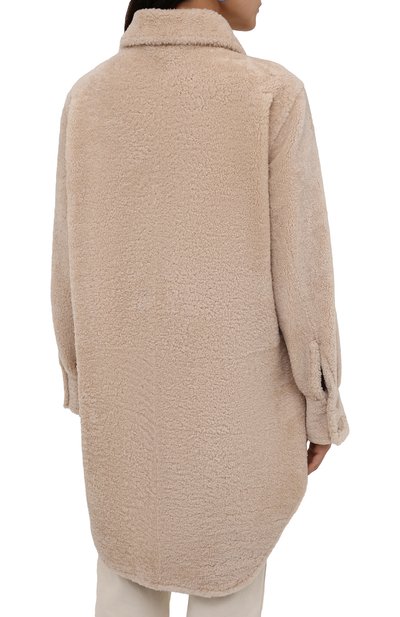 Двусторонняя дубленка ANNE VEST бежевого цвета по цене 249500 руб., арт. AW21/01/303/17/AVRIL SHIRT, фото 4 Двусторонняя дубленка ANNE VEST, арт. AW21/01/303/17/AVRIL SHIRT, фото 4