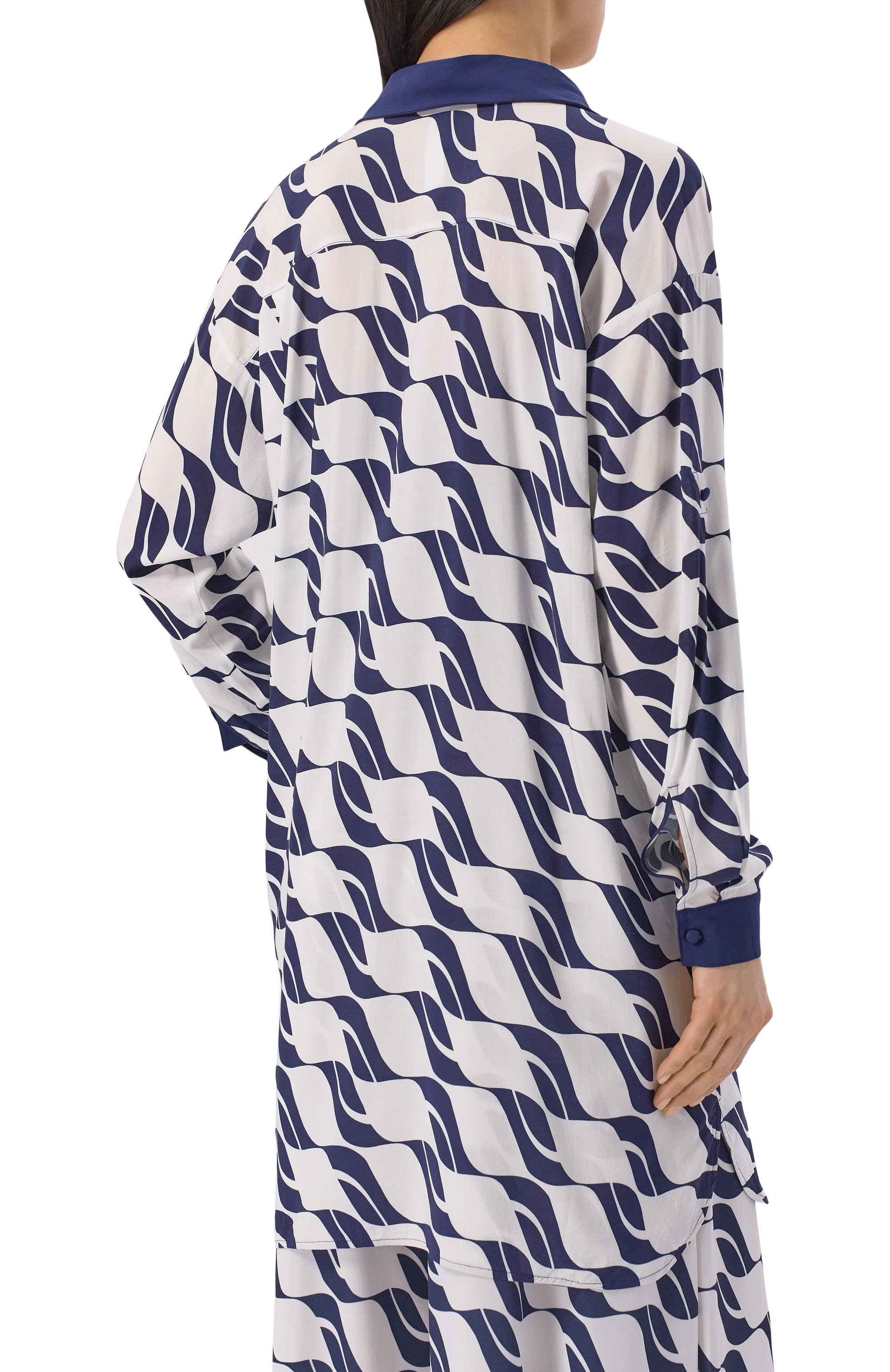 Туника из вискозы LISE CHARMEL синего цвета по цене 47050 руб., арт. ASB2196, фото 4 Туника из вискозы LISE CHARMEL, арт. ASB2196, фото 4