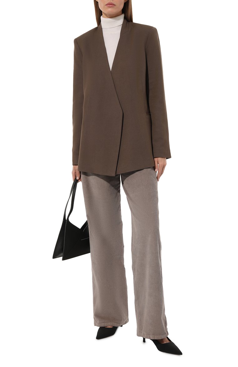 Женские вельветовые брюки KITON серого цвета, арт. DJ56109XC5054 | Фото 2 (Длина (брюки, джинсы): Стандартные; Материал внешний: Хлопок; Стили: Кэжуэл; Силуэт Ж (брюки и джинсы): Широкие; Женское Кросс-КТ: Брюки-одежда)