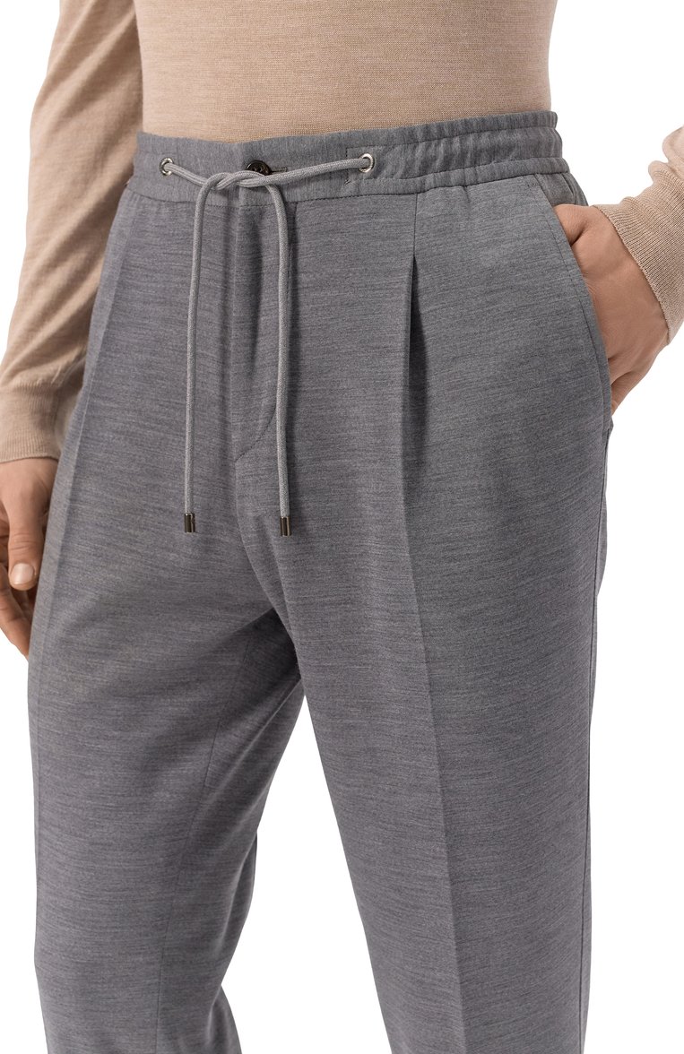 Мужские брюки из шерсти и хлопка CORNELIANI серого цвета, арт. 254L19-2518800 | Фото 5 (Материал внешний: Шерсть, Хлопок; Длина (брюки, джинсы): Стандартные; Случай: Повседневный; Стили: Кэжуэл; Автоматизация состава: Проставлено; Автоматизация ТО: Проставлено)