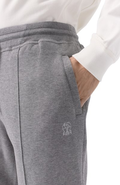 Брюки из хлопка и кашемира BRUNELLO CUCINELLI серого цвета по цене 82950 руб., арт. MM831B2331, фото 5 Брюки из хлопка и кашемира BRUNELLO CUCINELLI, арт. MM831B2331, фото 5